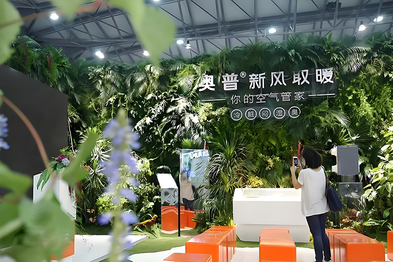 西安办公室绿植租摆专业选择，西安芬芳园艺为西安全域写字楼定制绿化方案